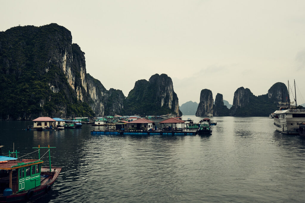 Ha Long Bay Vietnam - Julian Walter Photography